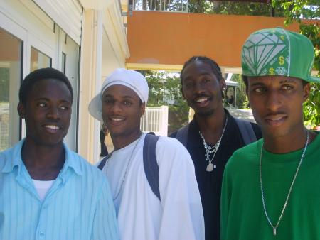 ***TaiLLi, tChUmA, Li2TLe'M2AN, Dj-KarTeL***